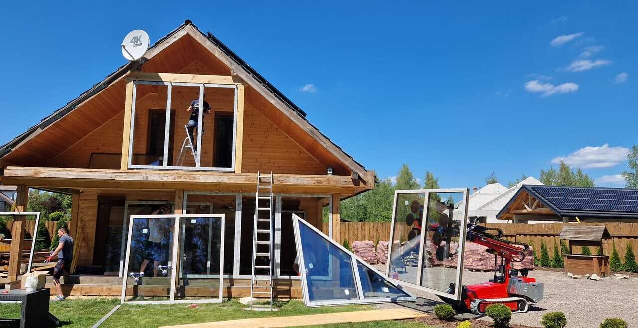 Gąsienicowy robot montażowy BEFARD XGR800