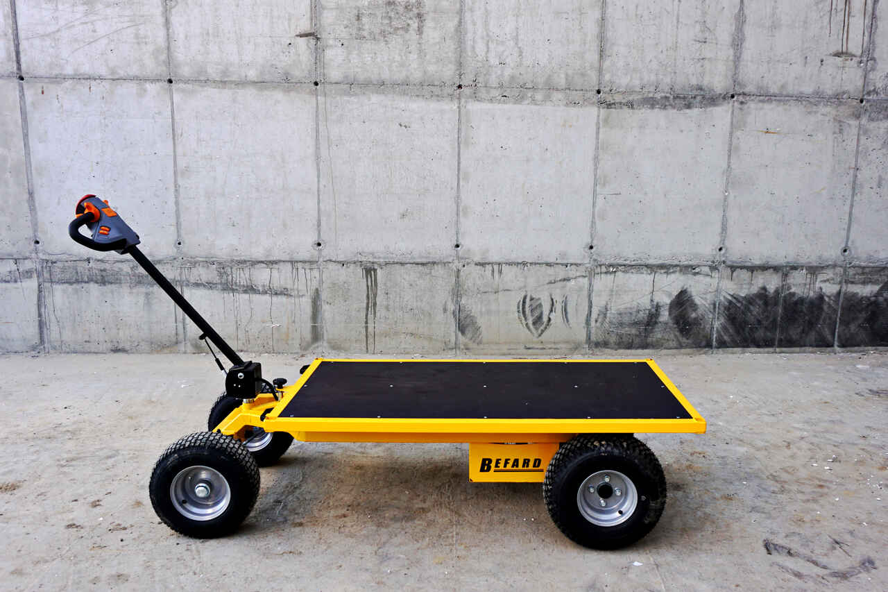 Transporter elektryczny na kołach UR800 BEFARD