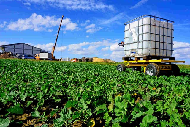 Elektryczny transporter kołowy UR800