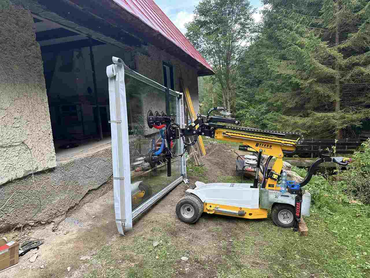 Próżniowy robot montażowy BEFARD XC820