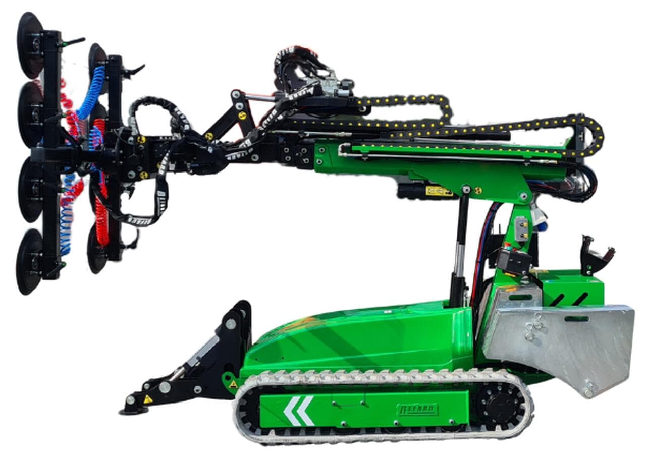 Robot montażowy na gąsienicach Befard XGR z przyssawką do szkła