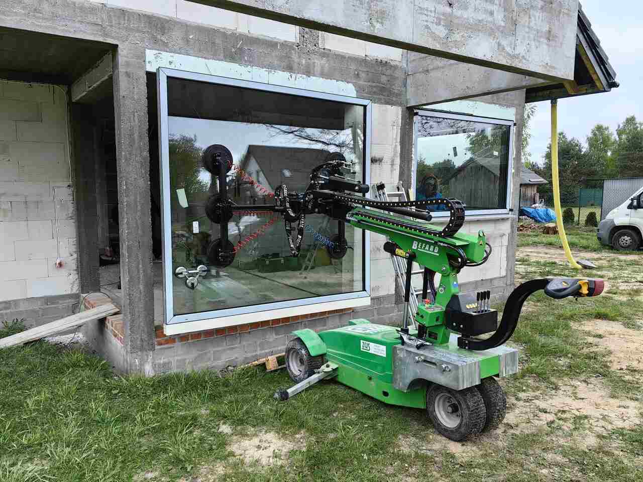 Kołowy manipulator do szkła BEFARD XC400