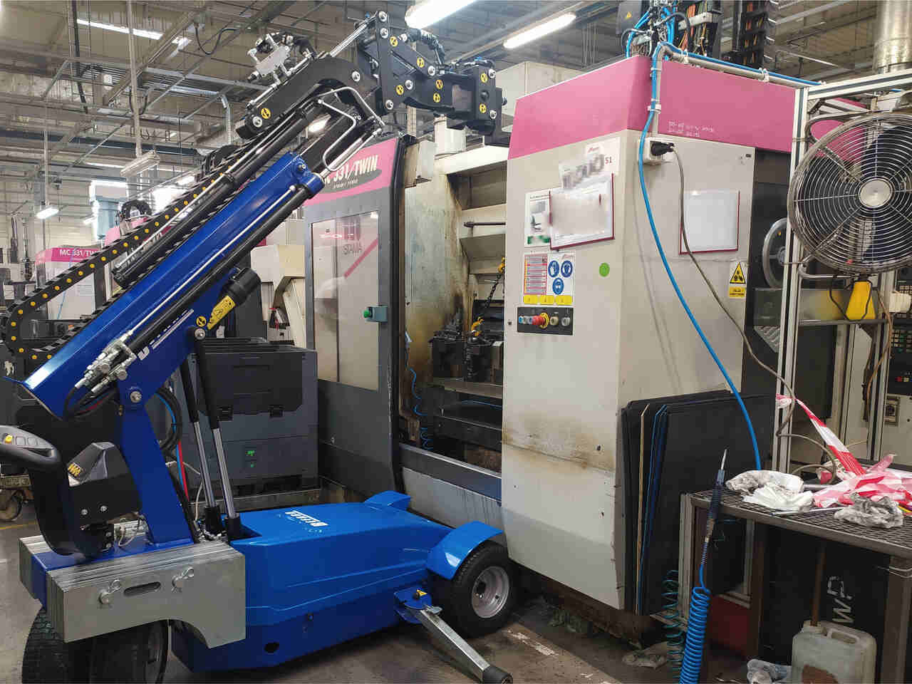 Kołowy mini żuraw BEFARD DG620