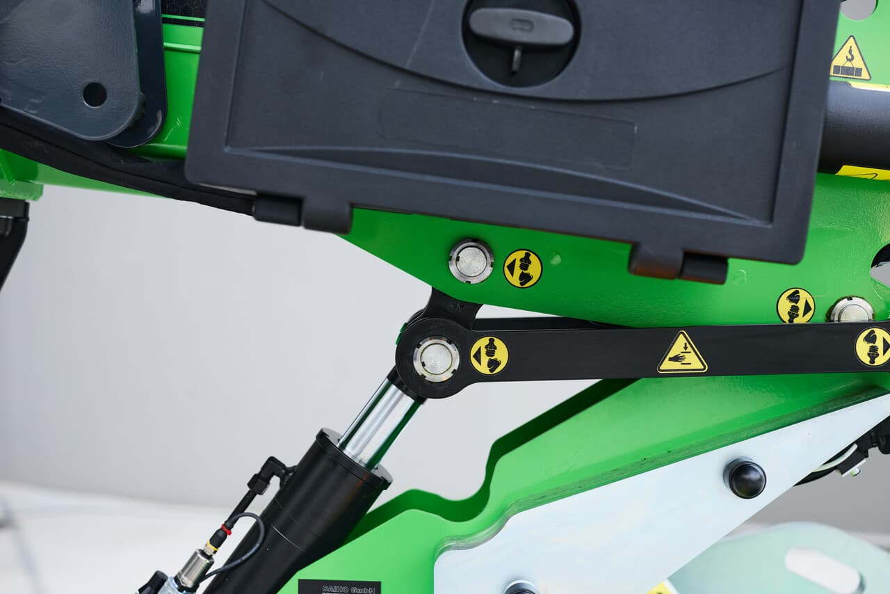 Przekładnia kolankowa w mini żurawiu Befard XM1200